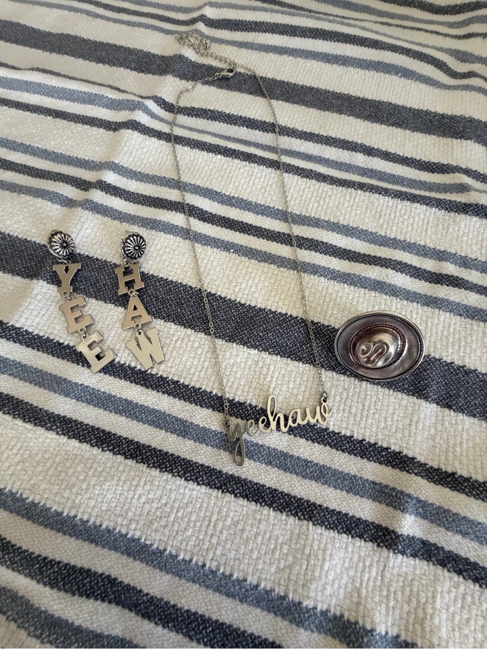 Cowgirl jewelry set -YEEHAW necklace, earrings and cowboy hat rinf